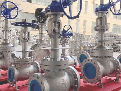 ���̰���