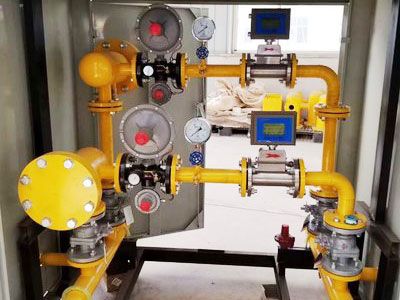 ���̰���