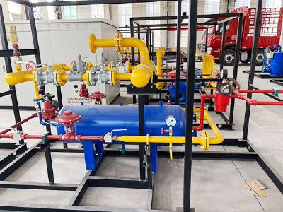 ���̰���